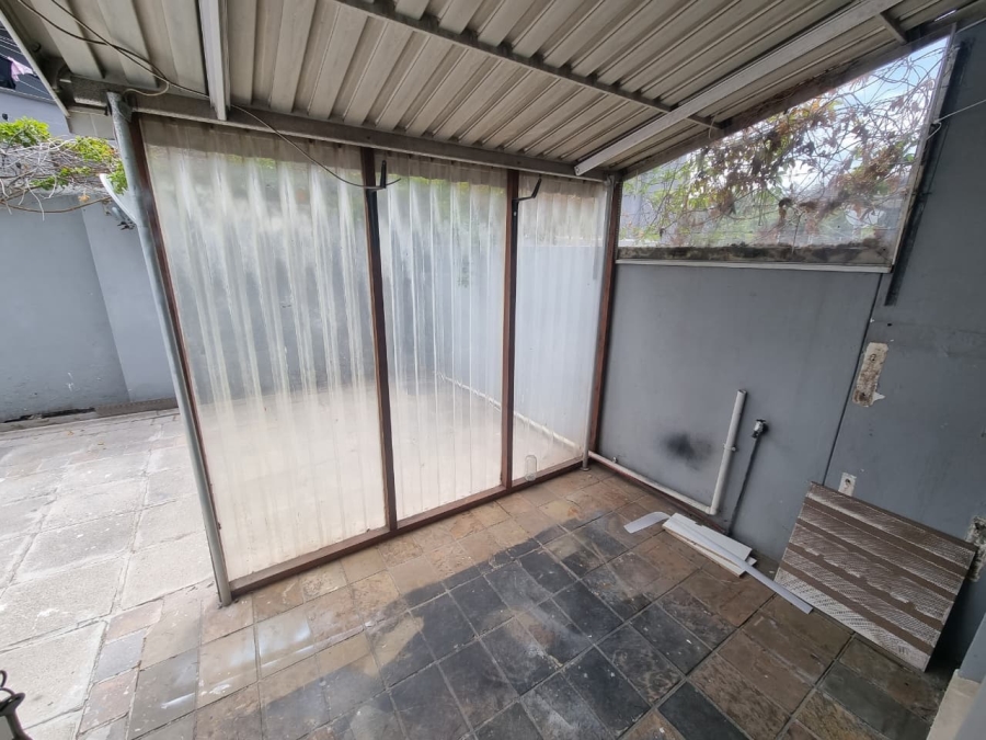 2 Bedroom Property for Sale in Wynberg Western Cape